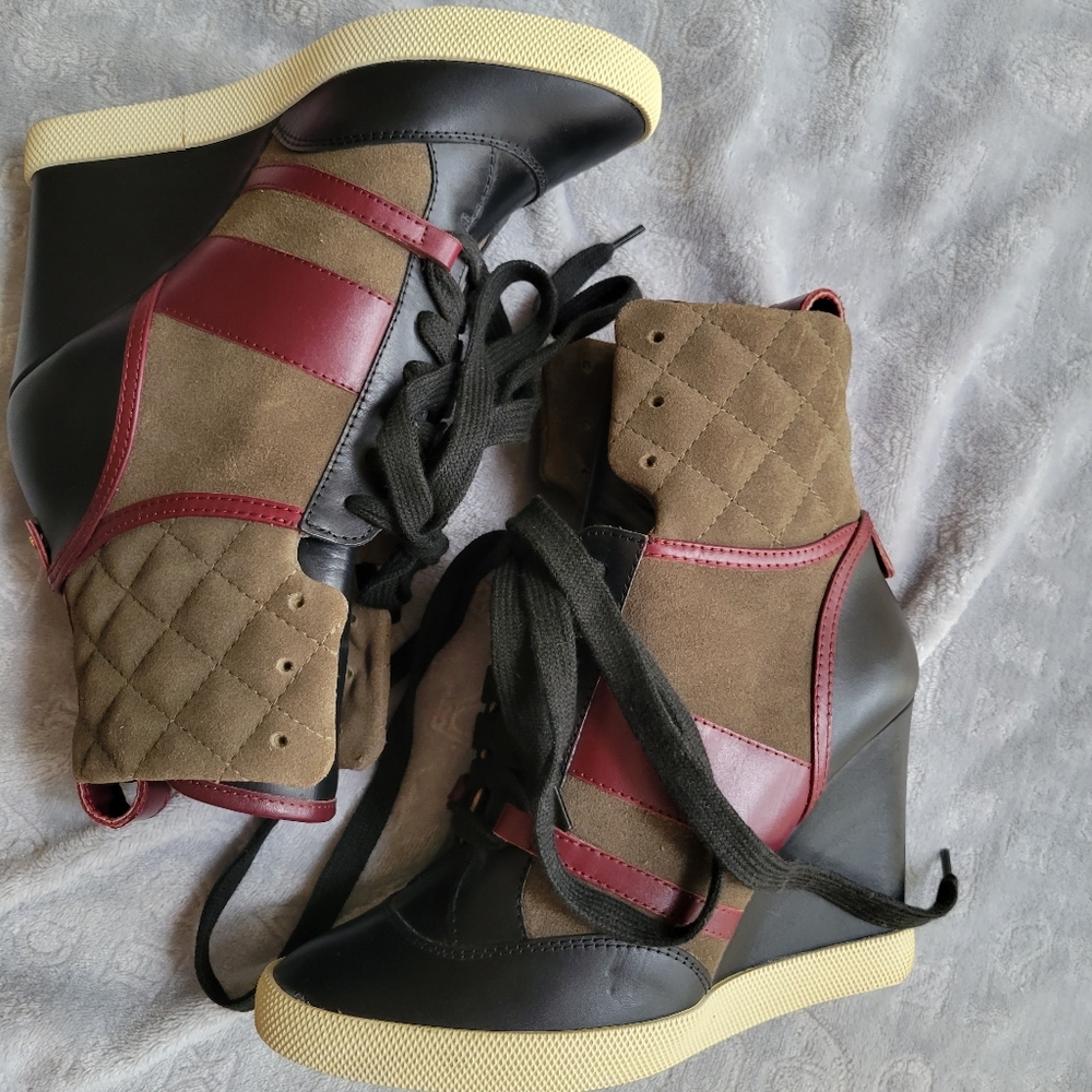 Chloe New Tricolor Leather and Quilted Suede Wedge Sneaker Boots Size 37